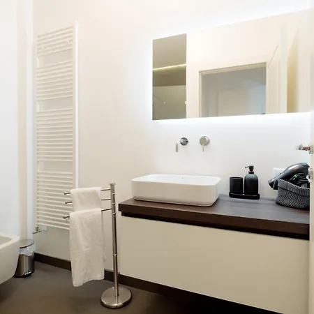 Appartement Lz1 - Center With Unique Private Garage *